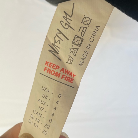 🌻HP🌻NastyGal Collection 0 Black Satin Mini Dress, V-Neck - NWOT - Picture 9 of 10